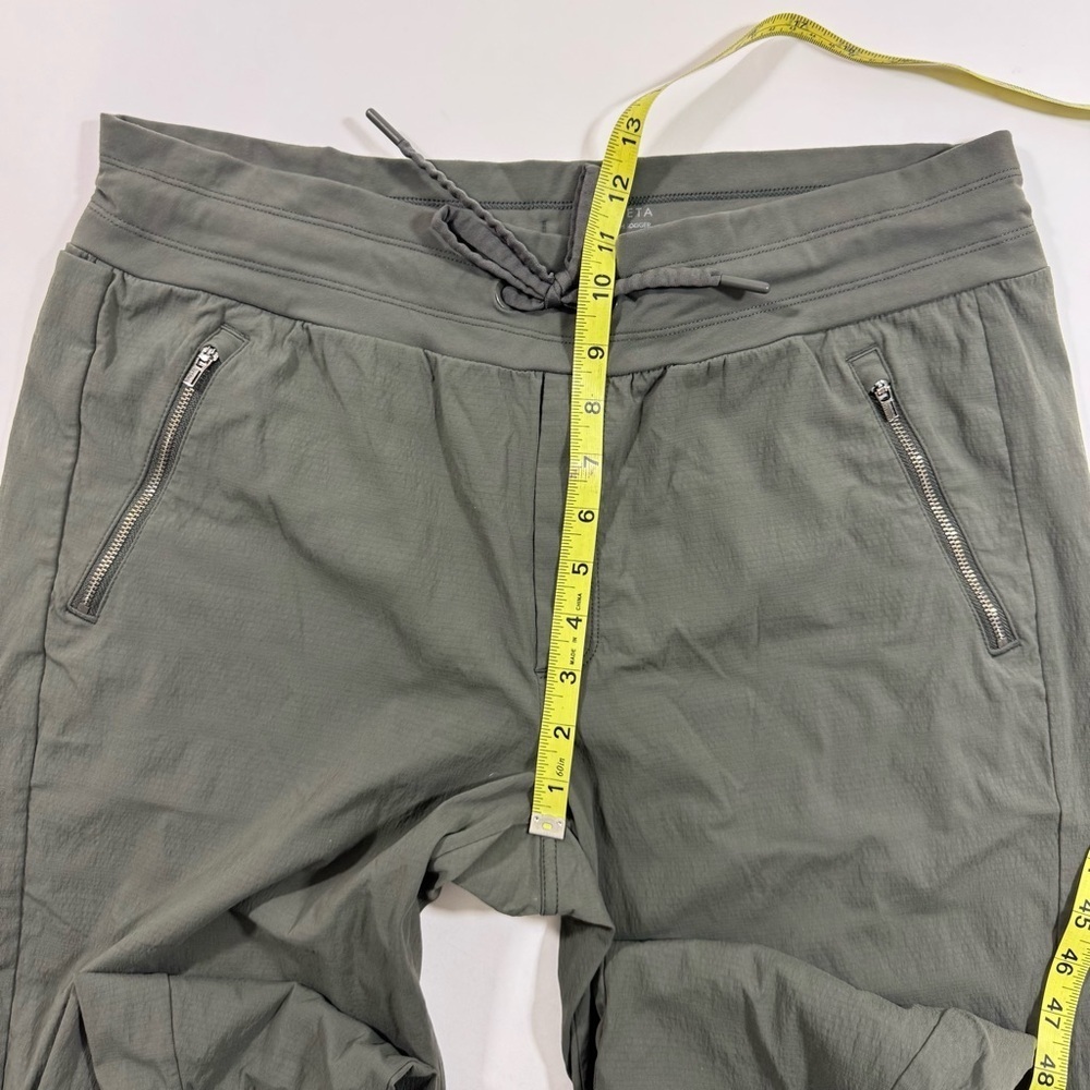 Athleta Trekkie North Jogger Pants Green Size 14 Hiking Outdoors - Picture 10 of 10